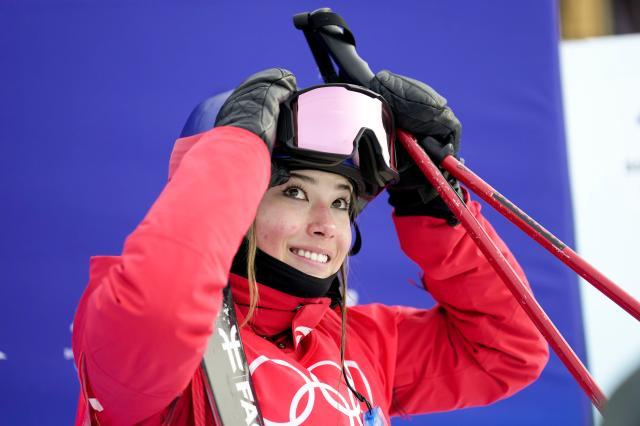 半岛体育APP-自律专注有主见 谷爱凌与队友U池上演“青春风暴”